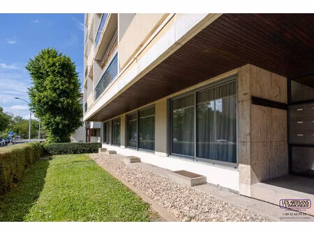 debut queuleu  f5  139 m2  terrasse