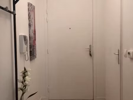 location meublée appartement 1 pièce 26 m² à corbeil-essonnes (91100)  780 €