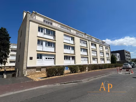 nouveauté ifs beau f1 d'environ 30 m² opportunité à saisir