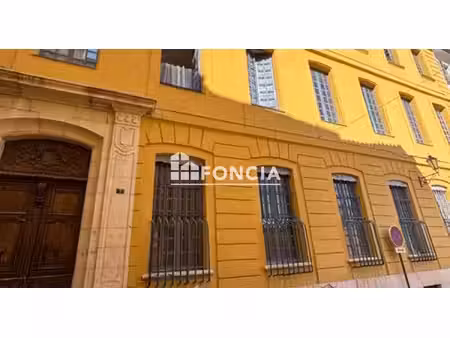 grasse centre historique   rare appartement de 1900 de 59m2 dans immeuble classé