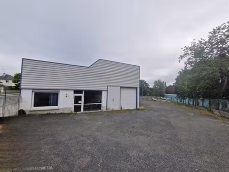 entrepot de 438 m2 à vendre lamballe
