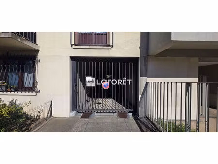 parking saint denis