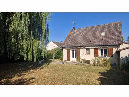 pavillon avec jardin - 4 pieces - 3 chambres - garage
