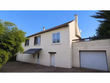 pavillon en vente sur terrain de 824 m²