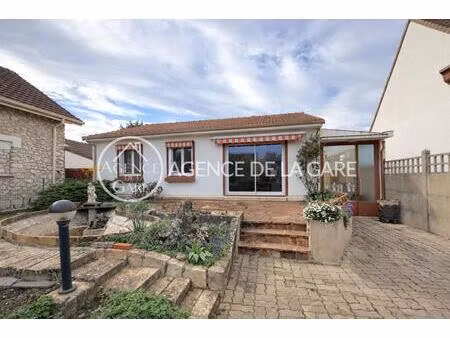 maison plain pied 2 chambres avec grande dependance amenagee
