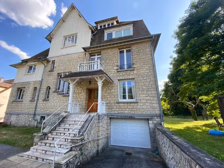 appartement duplex de 130 m2 avec garage  chauffage  eau et