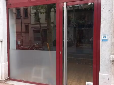 location local commercial 80m2
