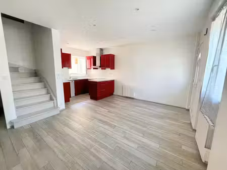 maison aubergenville 3 pièce(s) 52 94 m² - orpi epone immobilier mt