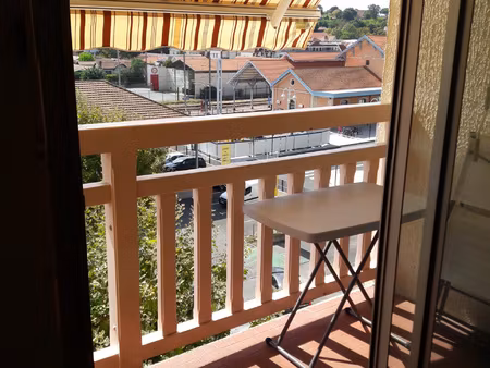 studio - 21.60m2 - balcon  cave et parking