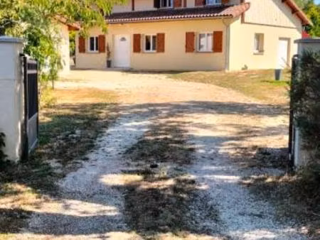 maison individuelle 6 pièce(s) 157 m2