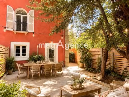un pied-à-terre d’exception dans une demeure du xviiie