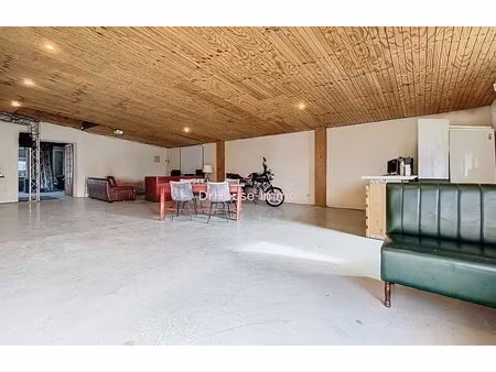 bâtisse en briques à rénover - 280m² sur 1 300m² de terrain - secteur nesle / roye