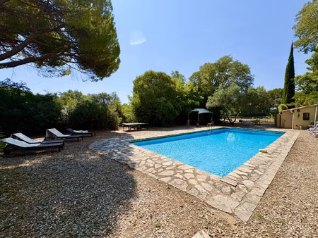 vente maison 7 pièces 185 m² le pouget (34230)