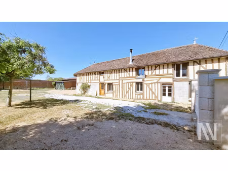 maison familiale aux beaux volumes avec fort potentiel d'amé