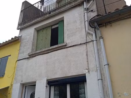 maison de village au calme sans vis à vis  à rafraichir