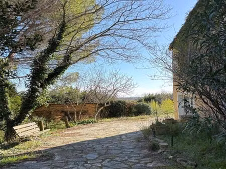 nages et solorgues proche nîmes  villa et grand terrain arboré