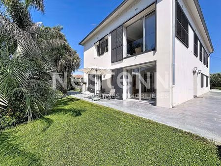 villelongue de la salanque - a vendre maison 10 pièces avec jardin terrasses et garages