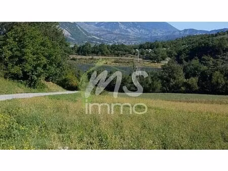 terrain de 1313 m² - claret