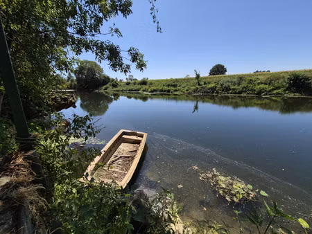 terrain loisirs  riviière avec eau/abri/pêche et pétanque