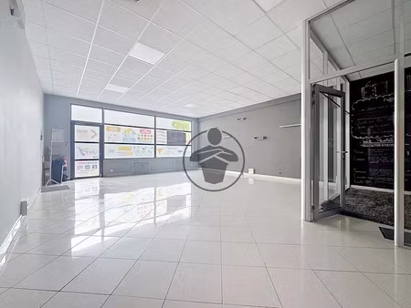 location locaux professionnels à saint-quentin (02100)  1 800 €