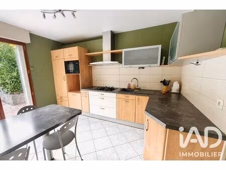 maison à laval (53000)