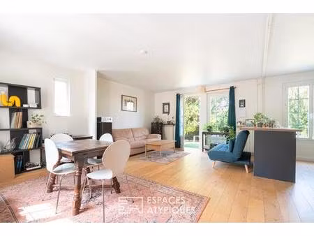 maison de plain pied avec jardin arboré de 1400m²