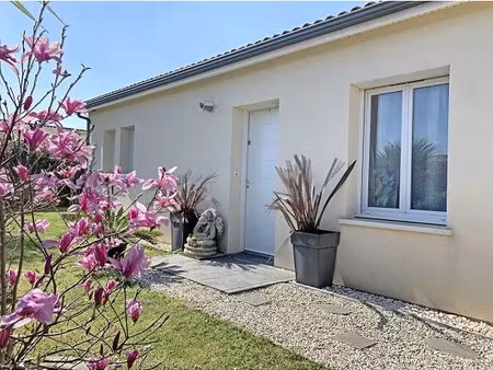 location maison 4 pièces 85 m² à vayres (33870)