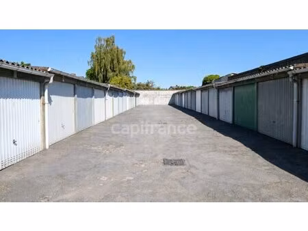 en vente garage-parking 14 m² – 8 000 € |anzin