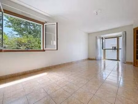location appartement 2 pièces à concarneau (29900) : à louer 2 pièces / 47m² concarneau