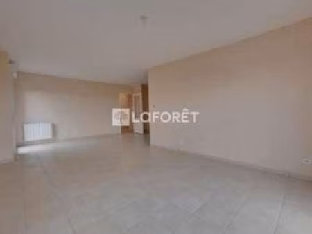 location appartement 3 pièces à fleury-sur-orne (14123) : à louer 3 pièces / 77m² fleury-s