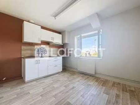 location maison à moncoutant-sur-sèvre (79320) : à louer / 51m² moncoutant-sur-sèvre