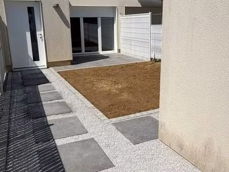 appartement duplex t5 83 72m²  2 terrasses  jardin  garage  parking