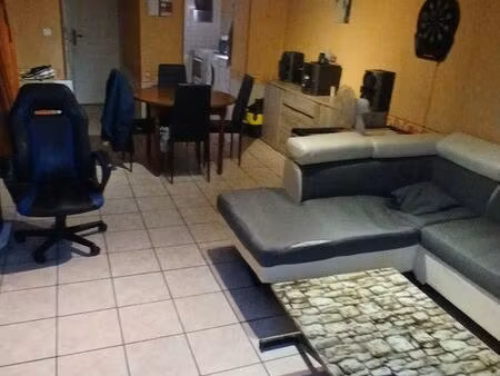 appartement dans maison individuelle