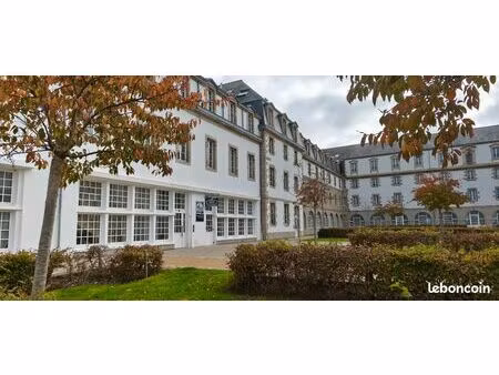 appartement t2 45 m² - pont-croix centre