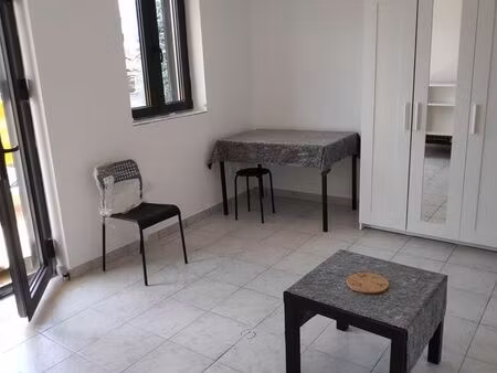studio meublé