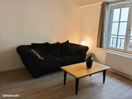 a louer charmant t2 meublé en duplex - 50 m2