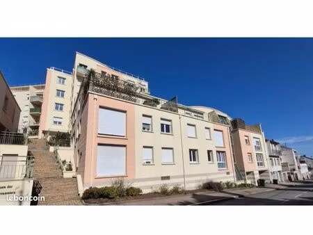 grand t2 de 50 m² proche facultées