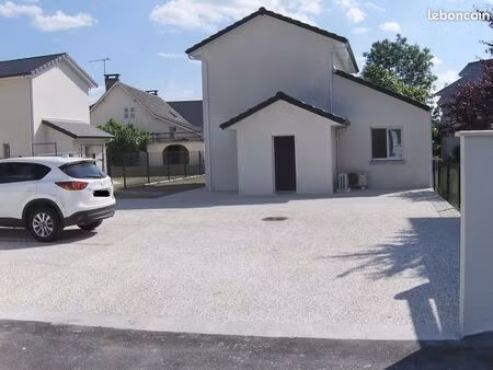 maison a louer lons (f5 90m2 2016 bbc)