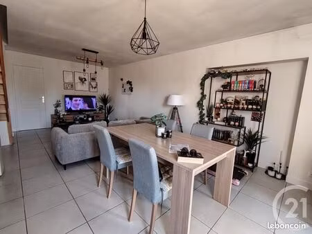 maison 3 pièces 60 m²