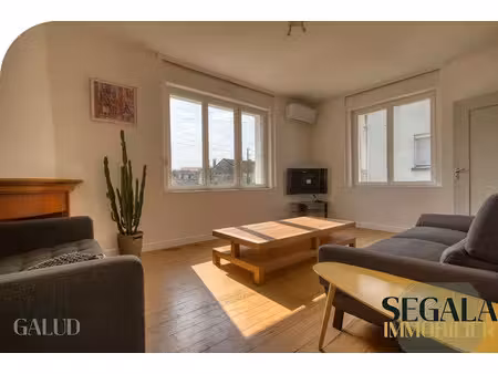 location meublée appartement 2 pièces 30 m² à albi (81000)  450 €