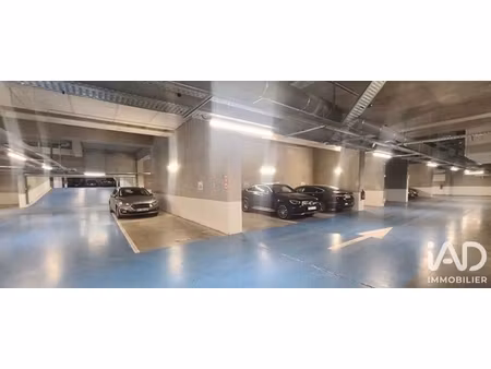 vente parking 15 m²