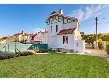 maison aubergenville 4 pièce(s) 82 m2