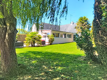 maison familiale 7 pièces  163 m² à houesville (carentan-les-marais)