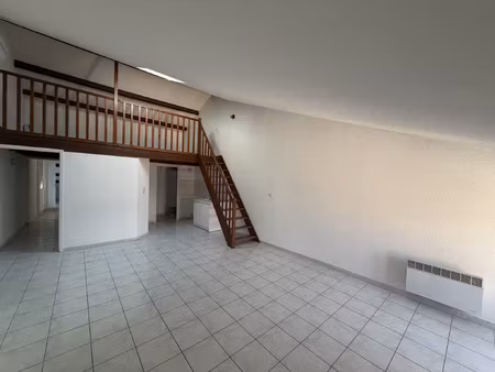 appartement t2 bis bédarrides