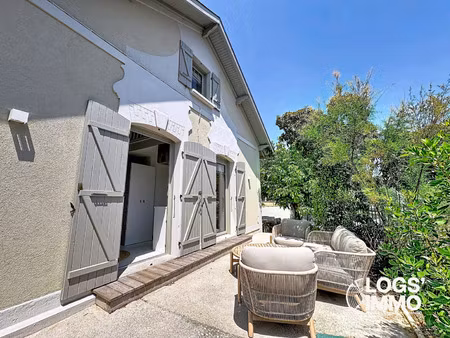 maison ancienne à vendre dans le quartier aiguillon