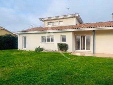 location maison 5 pièces 125 m² à cugnaux (31270)