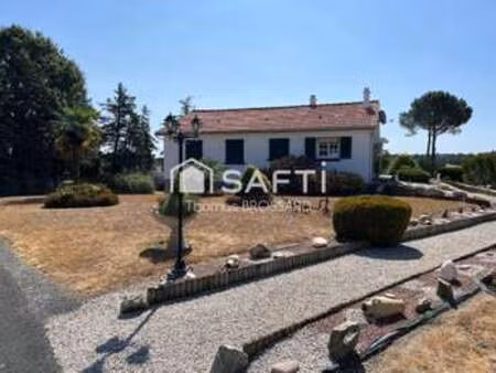 vente maison piscine à dompierre-sur-yon (85170) : à vendre piscine / 125m² dompierre-sur-