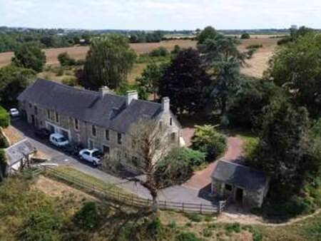 vente maison à caen (14000) : à vendre / 277m² caen