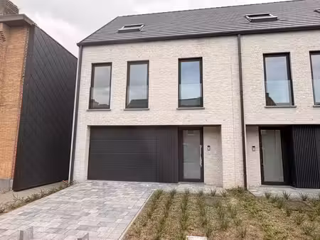 exclusieve moderne nieuwbouwwoning in boechout
