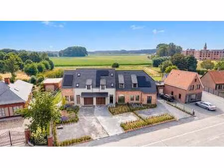 exclusieve  energiezuinige nieuwbouwwoning met prachtig z...